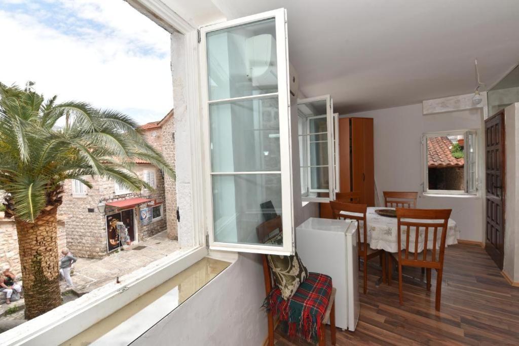 Michel Guest House Budva Eksteriør bilde